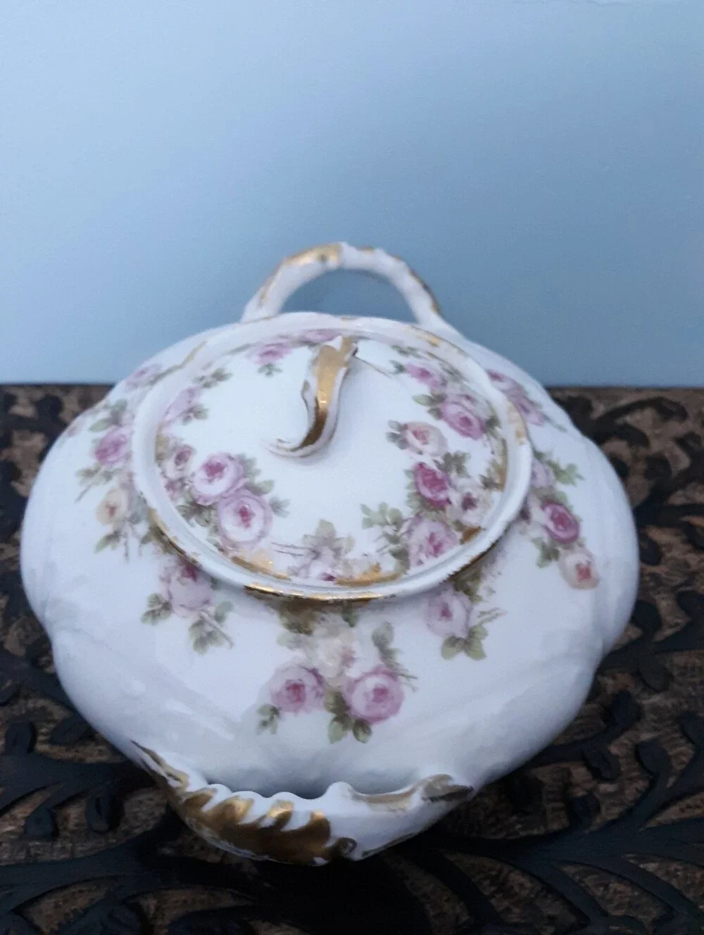 Ca 1900 GDA Charles Field Limoges Sugar Bowl Rose Spray Pink White Gold Floral